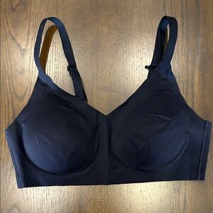 Elegant Black Supportive Bra